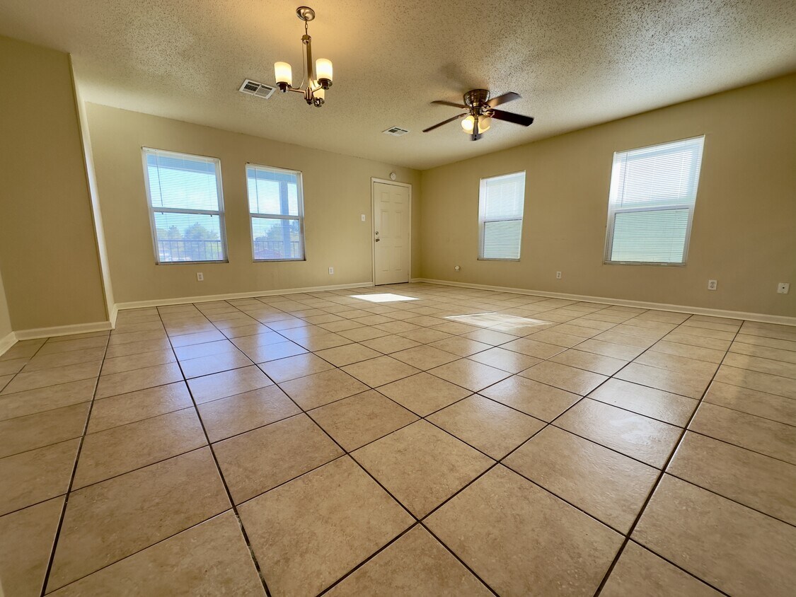 Foto principal - 1736 Flood St