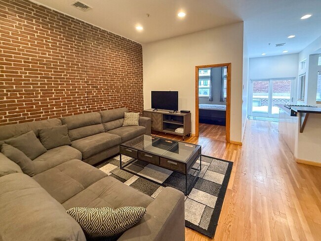 Foto del edificio - 49-51-51 Temple Pl