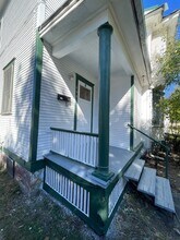 Building Photo - 401 N 4th St