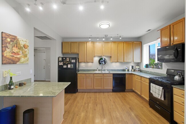 Foto del edificio - 1448 W Arthur Ave