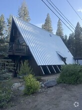 Building Photo - 15927 S Shore Dr