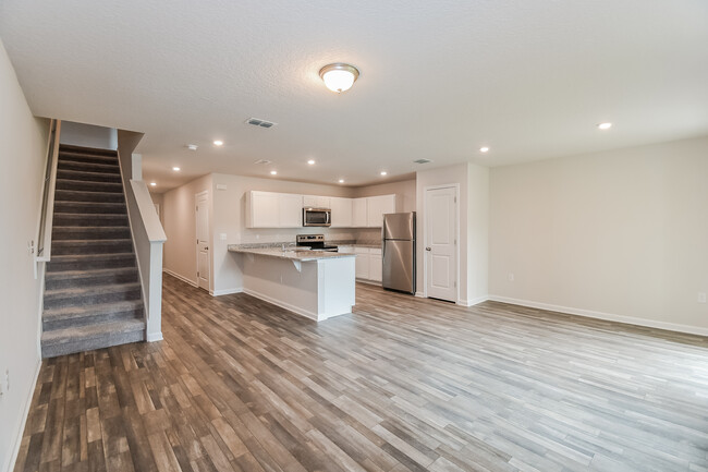 Building Photo - 45372 Red Brick Dr, Callahan, FL
