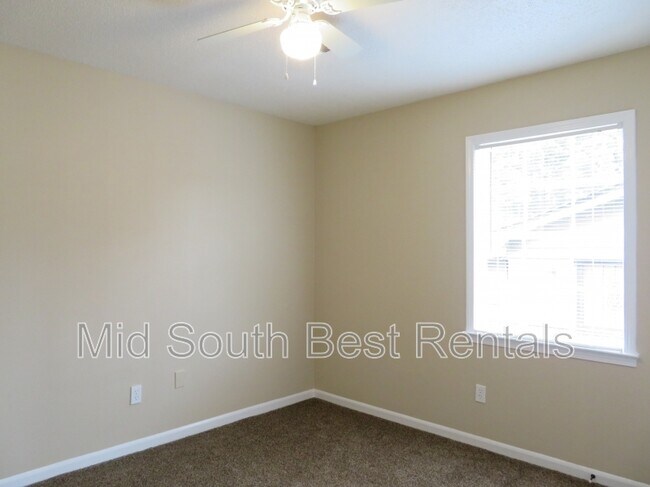 Building Photo - 3455 Rebeh Rd