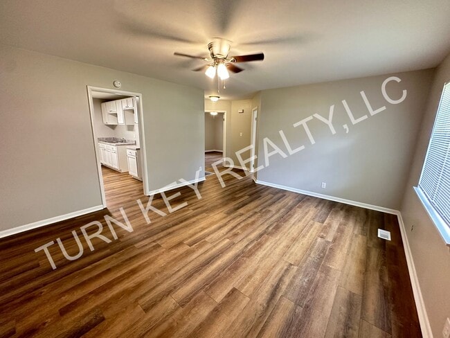 Building Photo - Duplex for rent in Pinson