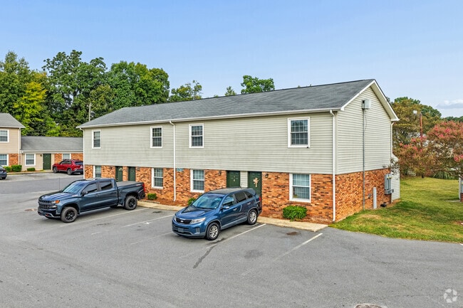 Building Photo - Arcadian Village Apartment Homes