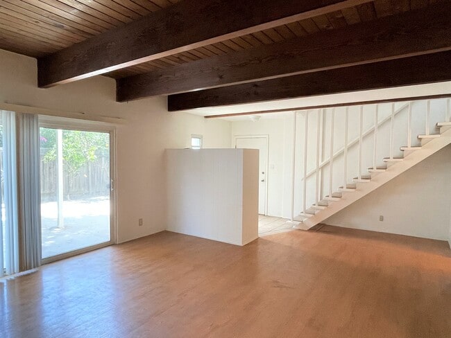Living room to patio - 105 Rees St