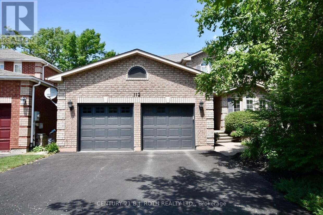 Primary Photo - 112 Brown Wood Dr