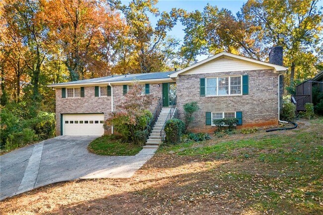 Foto del edificio - 552 Duke Dr