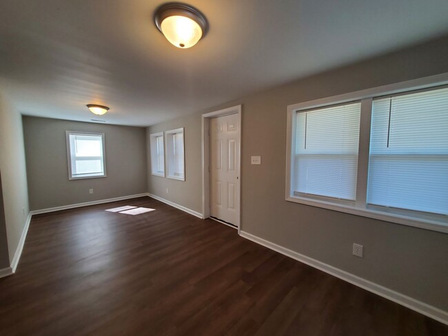 Foto del edificio - 215 Harrison Street~ Downtown Fayetteville