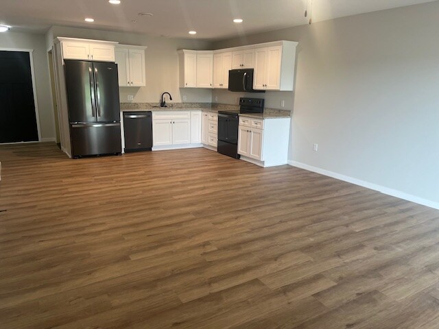 Foto del edificio - 2229 N Highland Ave