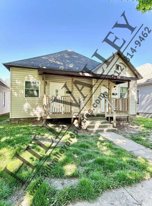 Primary Photo - 1613 S 9th St