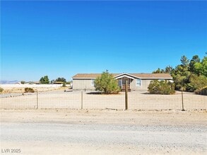 Building Photo - 6060 Superior Ln