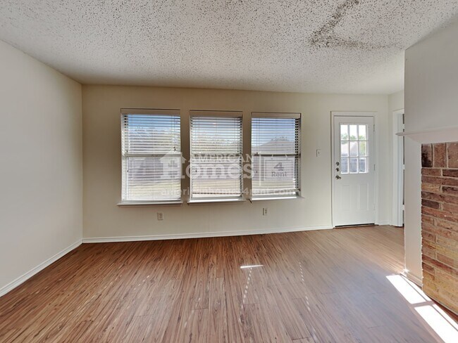 Foto del edificio - 1020 Chelsea Lane