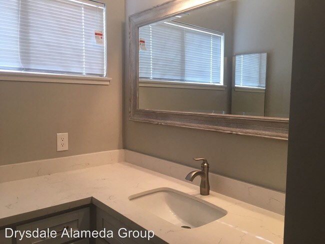 Foto del edificio - 3 br, 2 bath House - 202 Carob Lane