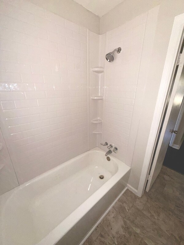 Foto del edificio - 319 Orchard Ln