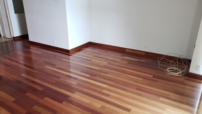 Foto del edificio - 5505 Seminary Rd