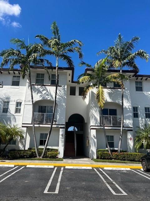 Foto principal - 8930 NW 97th Ave