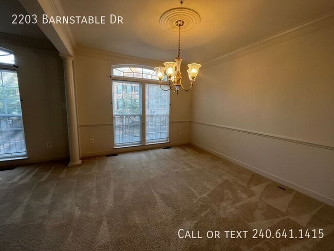 Photo - 2203 Barnstable Dr House