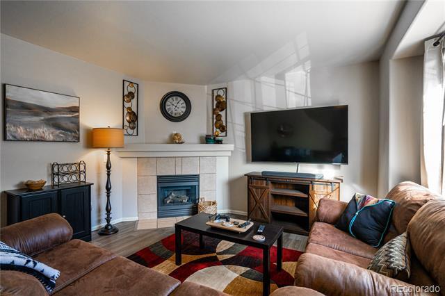 Building Photo - 384 Kitfield View