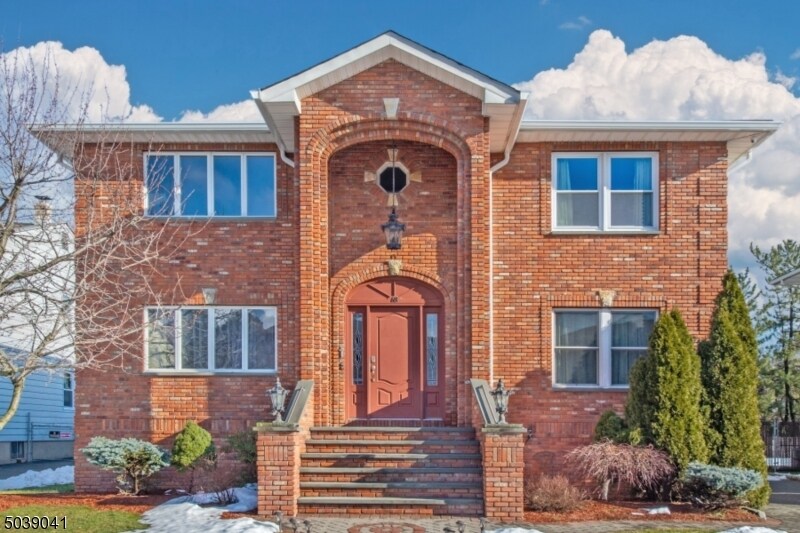 68 Renaissance Dr, Clifton, NJ 07013 Room for Rent in Clifton, NJ