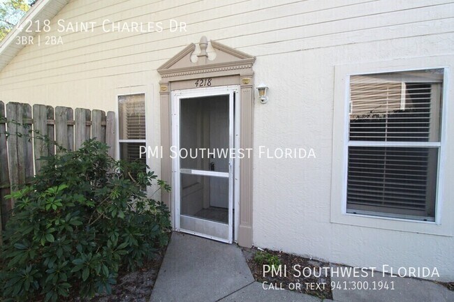 Foto del edificio - 4218 St Charles Dr