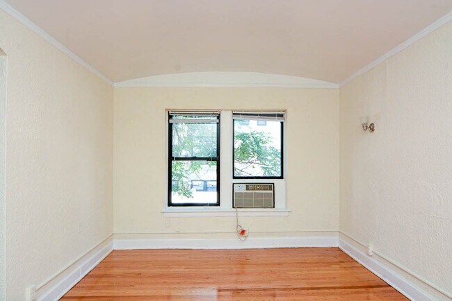 Foto del edificio - 541 W Arlington Pl