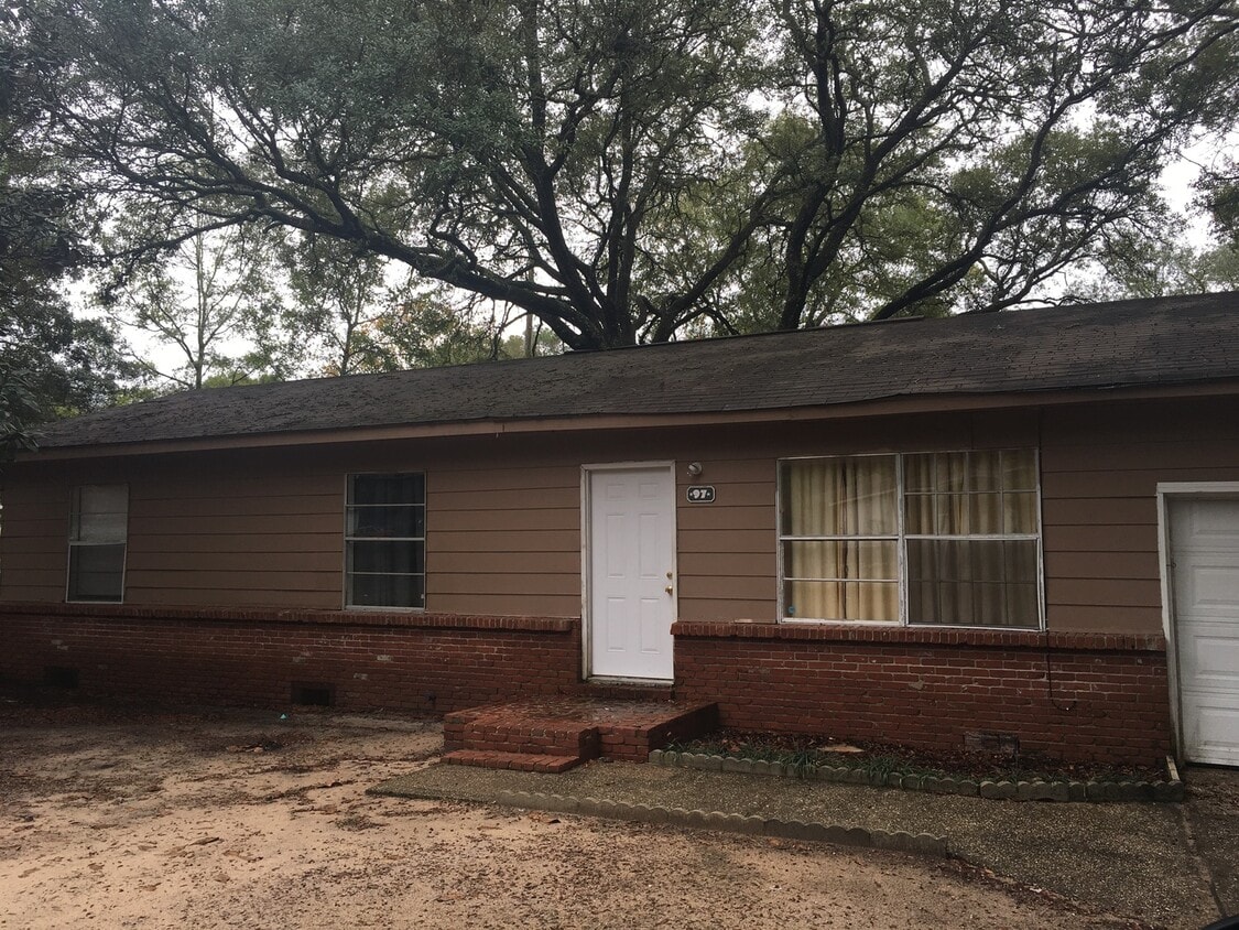 Foto principal - 97 3rd St