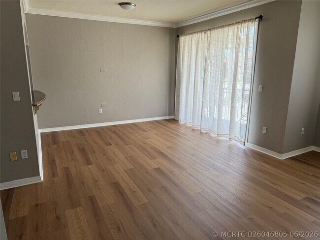 Foto del edificio - 8930 W Flagler St