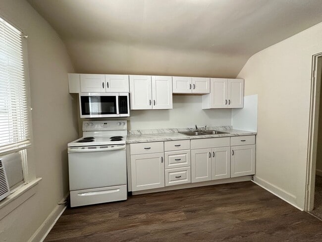 Building Photo - HAD1318