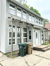 Building Photo - 2505 Dahle St
