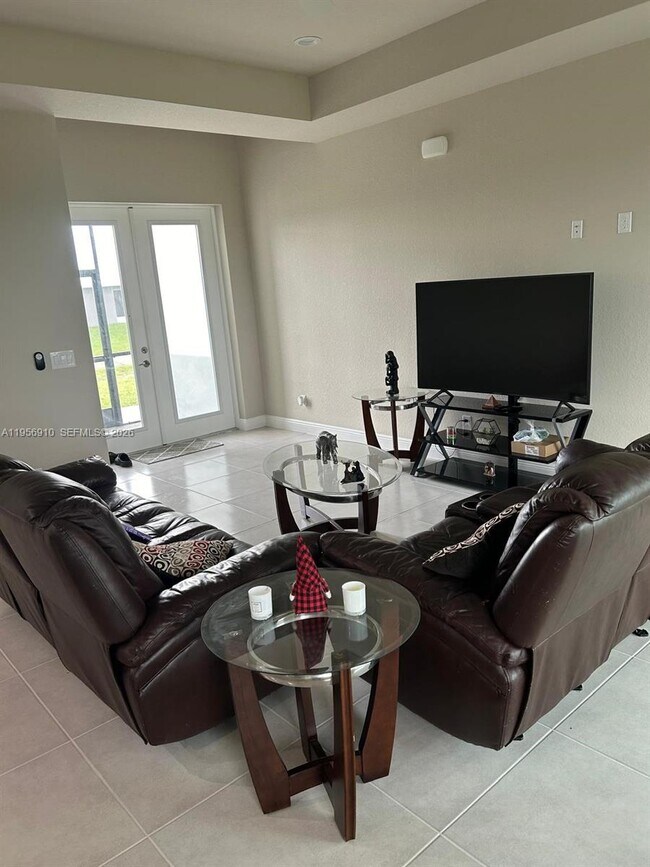 Foto del edificio - 413 Akin Pl