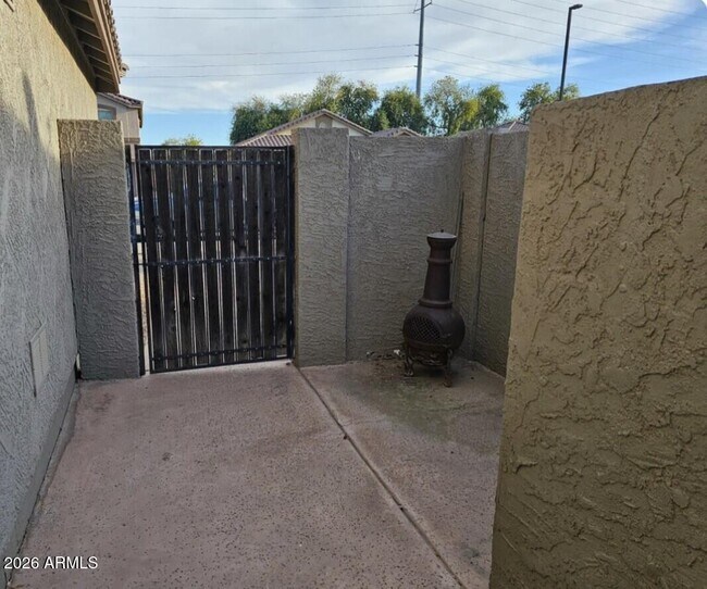 Foto del edificio - 3582 E Santa Fe Ln