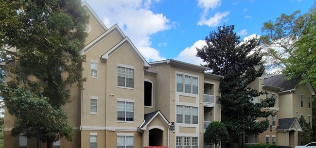 Building Photo - 4202 Westchester Ridge NE