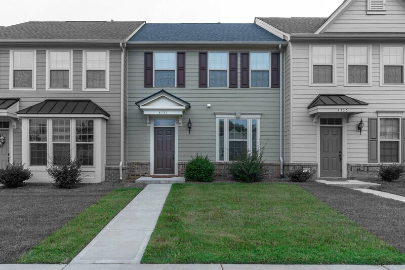 Foto principal - 4131 Millennium Ave