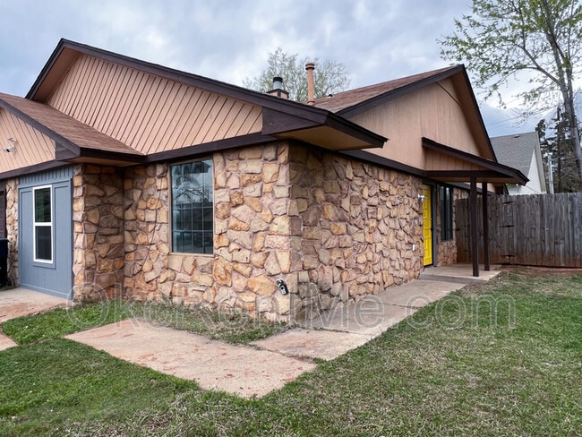Photo - 6801 Chisholm Ct Apartment