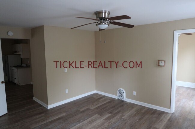 Foto del edificio - 164-166-166 Meigs St