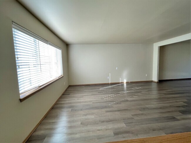 Foto del edificio - 22209 121st St E