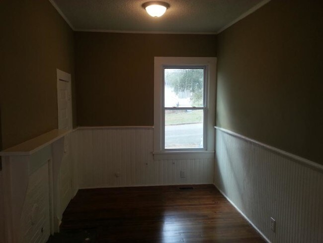 Building Photo - 260 3rd Street