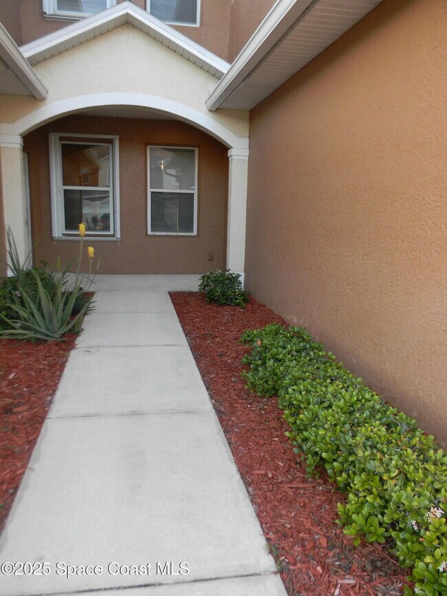 Foto del edificio - 1030 Venetian Dr