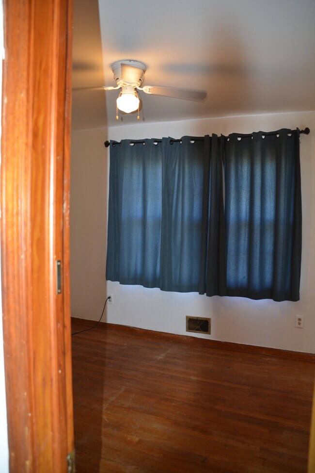 Foto del edificio - 3409 Westmont Dr