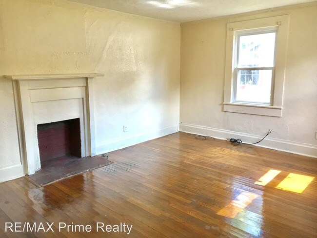 Foto del edificio - 3 br, 1 bath House - 2413 Clover Lane