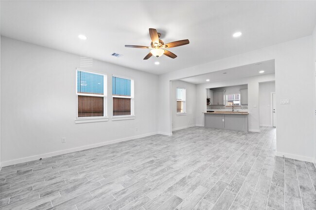 Foto del edificio - 913 Turner Dr