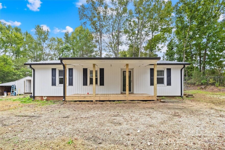 Primary Photo - 12400 Eastfield Rd