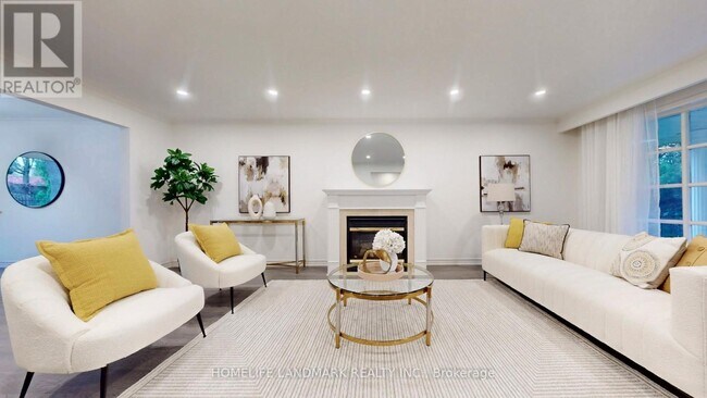 Photo du bâtiment - 714 Conacher Dr