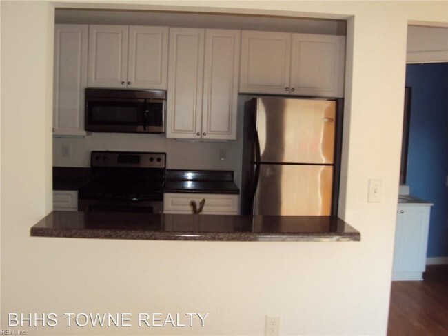 Building Photo - 2 br, 2.5 bath House - 4424 Duffy Drive