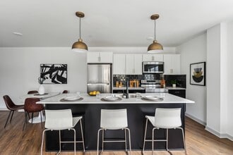 Building Photo - Emerald Heights