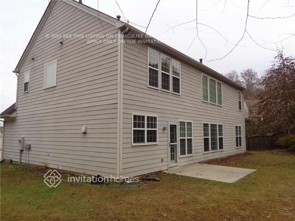 Foto del edificio - 593 Glencora Close