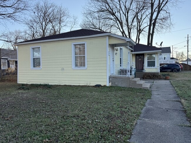 Foto del edificio - 620 N Walnut St