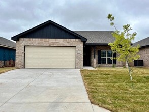 Building Photo - 4601 Richardson Rd