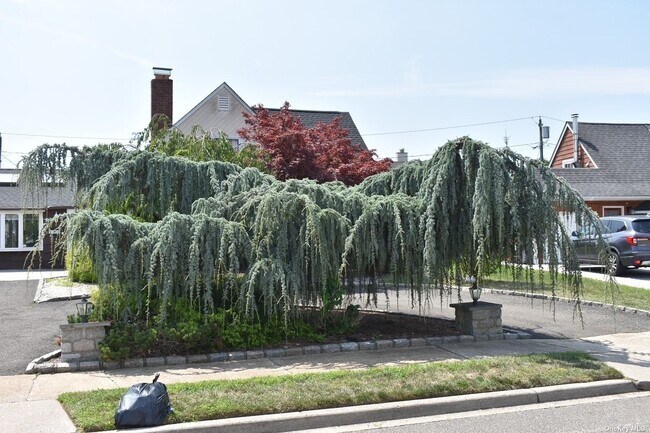 Foto del edificio - 45 Wildwood Ln